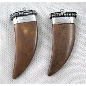 brown bone horn pendant, approx 15-45mm