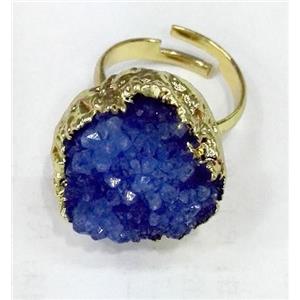 druzy quartz ring, freeform, blue, approx 12-20mm