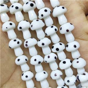 White Lampwork Mushroom Beads, approx 10-14mm, 25pcs per st