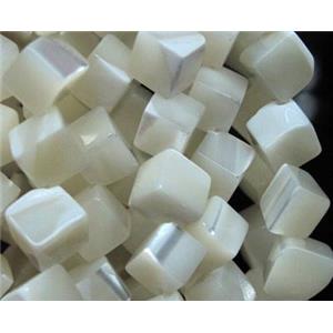 White MOP Shell Cube Beads Corner-Drilled, 5x5x5mm